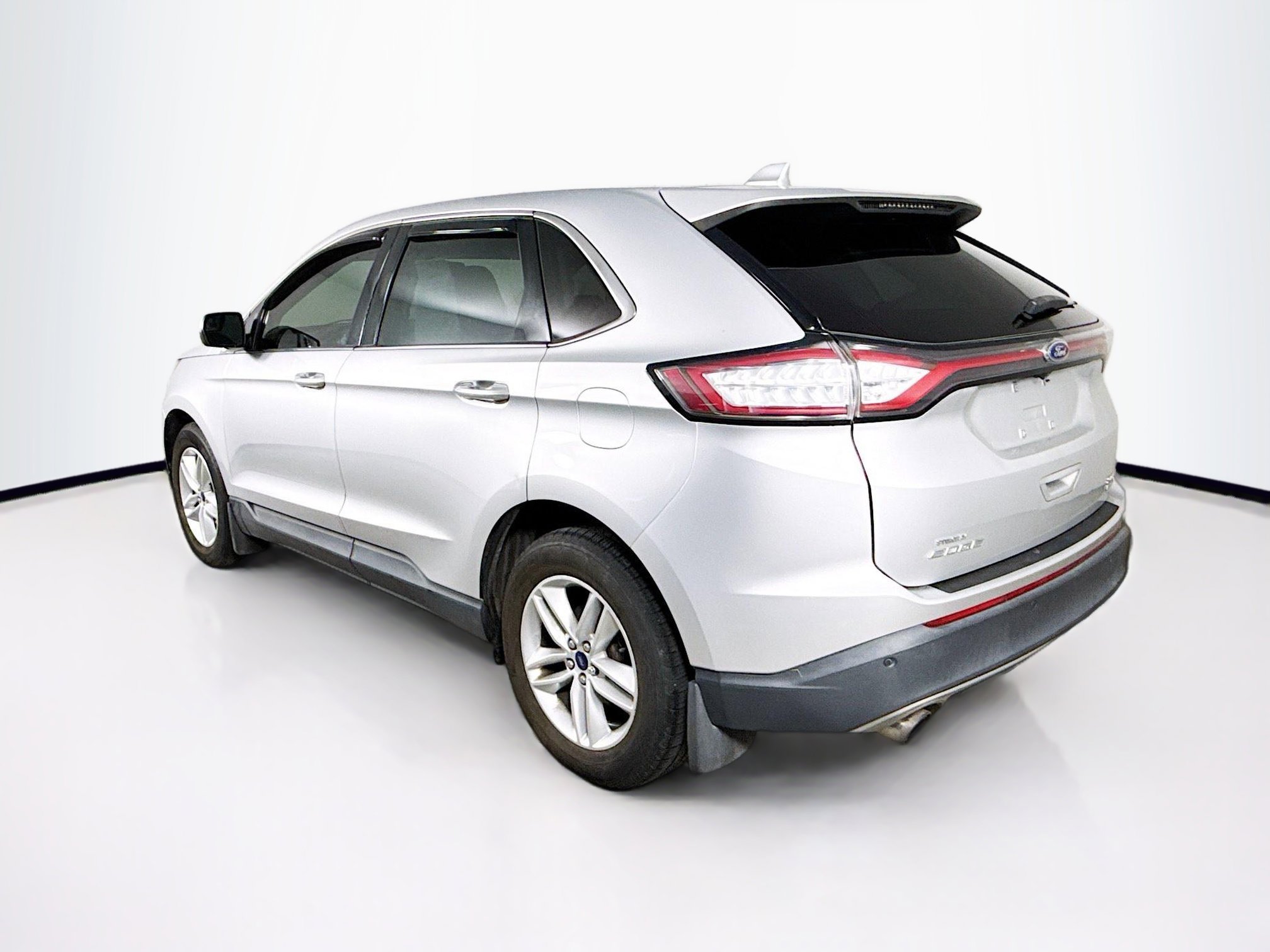 Used 2017 Ford Edge SEL image 28