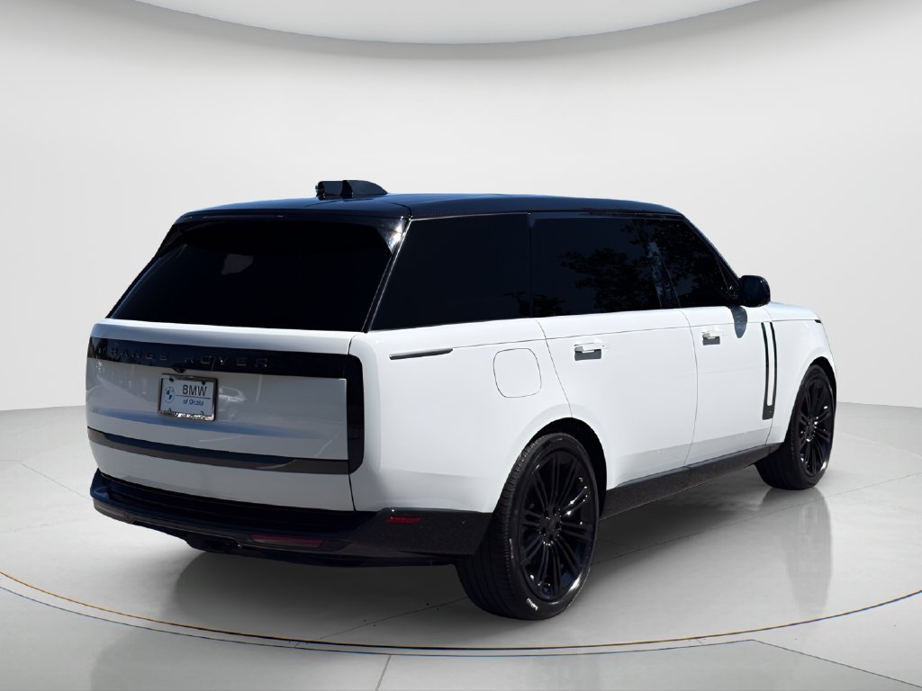 Used 2026 Land Rover Range Rover Long Wheelbase SE AWD/4WD image 5
