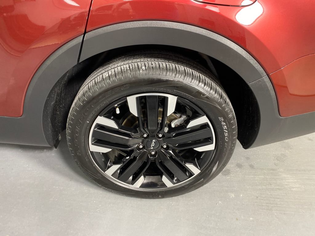 Certified 2024 Kia Telluride SX image 32