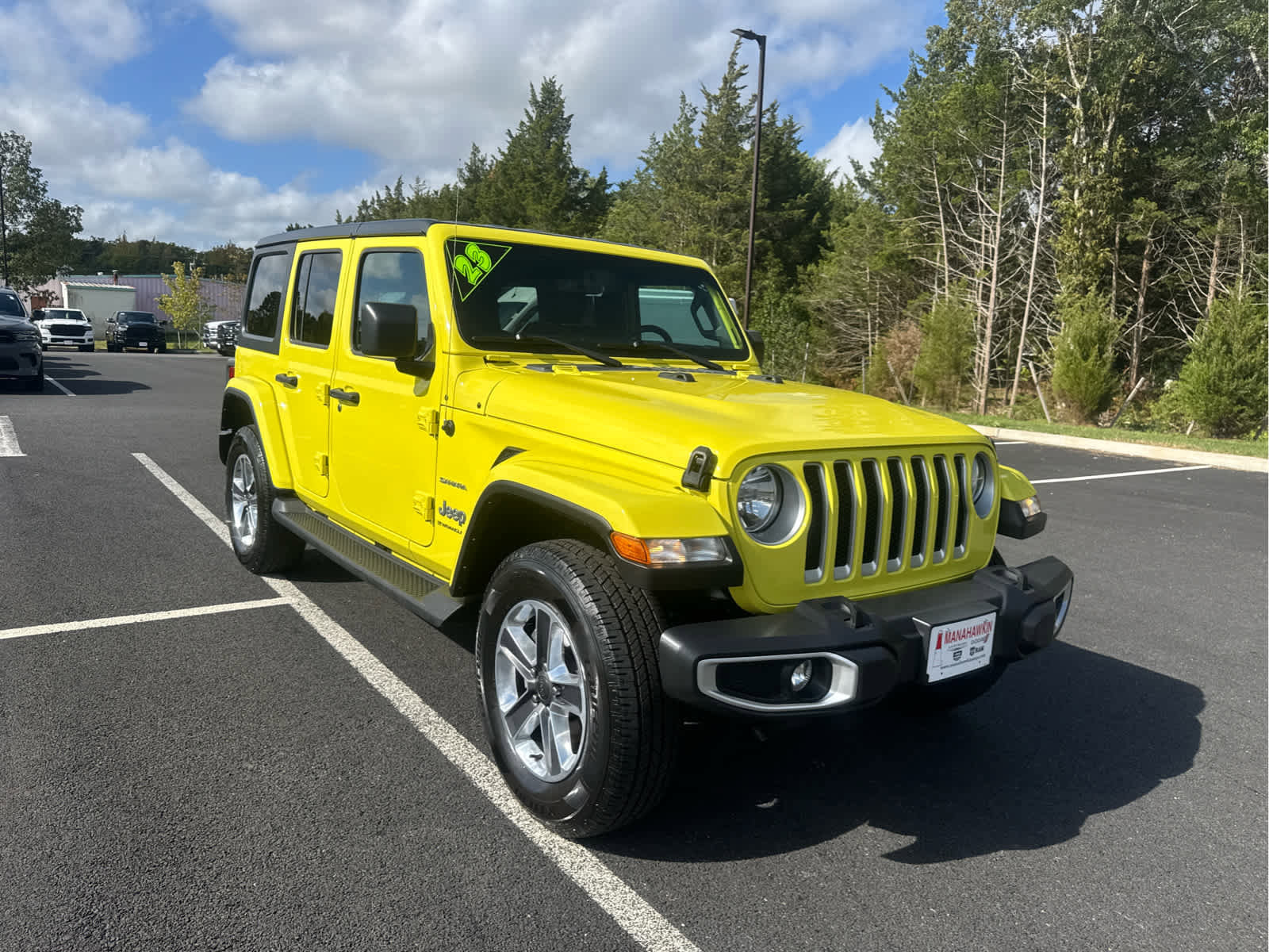 Certified 2023 Jeep Wrangler Sahara w/ Cold Weather Group image 3