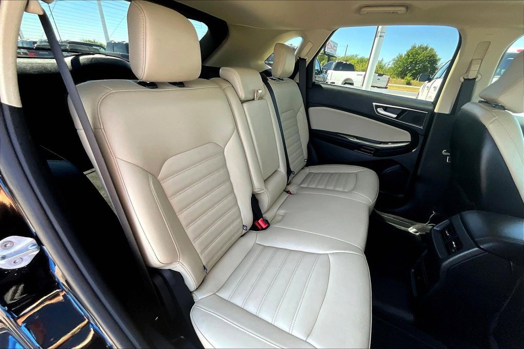 Used 2024 Ford Edge SEL AWD/4WD image 29