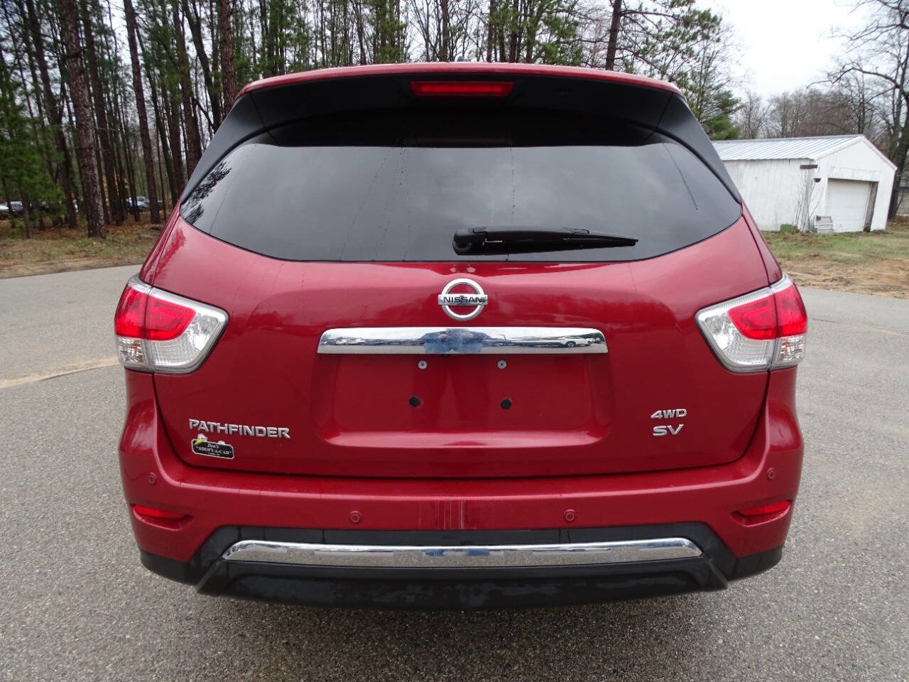 Used 2015 Nissan Pathfinder SV image 7