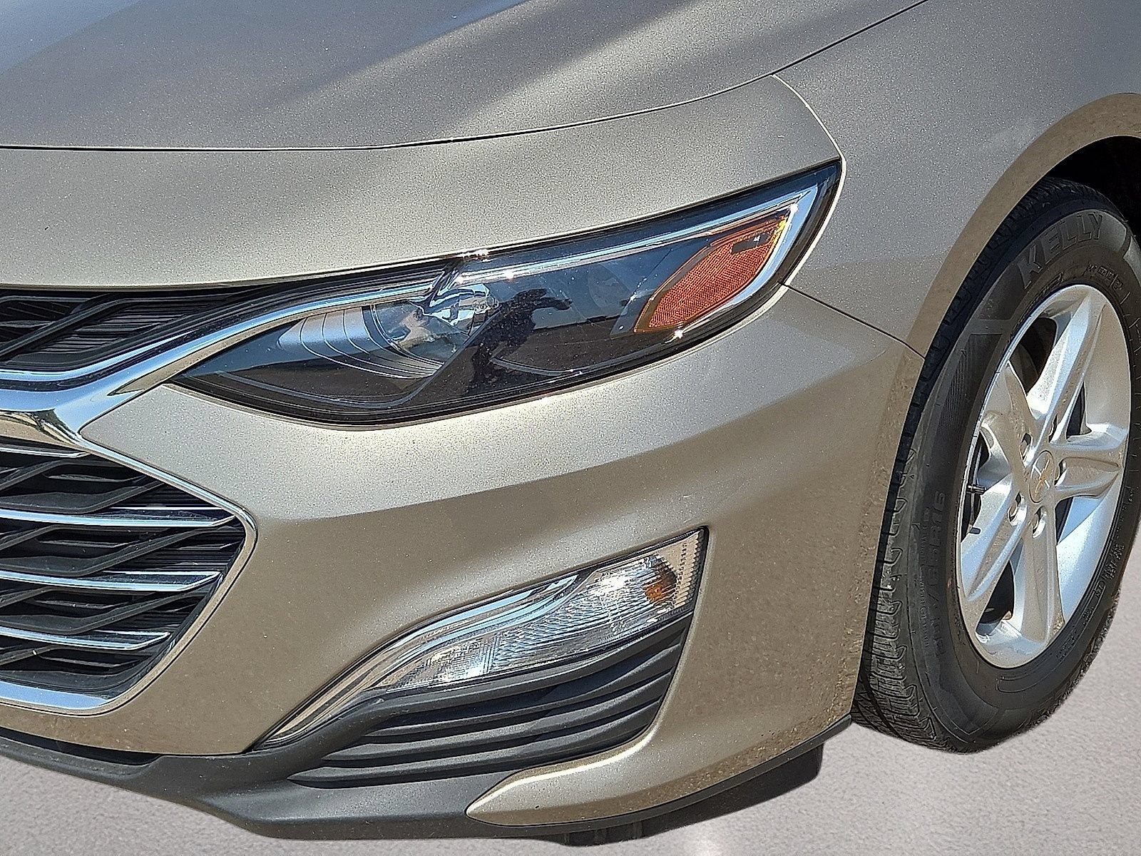Used 2024 Chevrolet Malibu LS FWD image 9