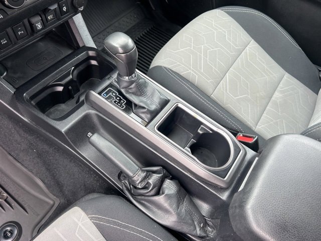 Used 2021 Toyota Tacoma TRD Off-Road w/ Technology Package image 24