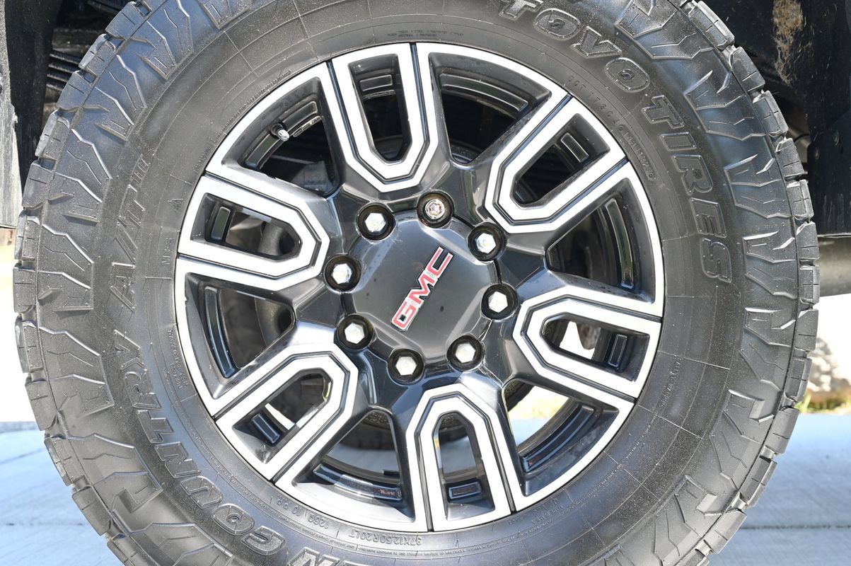 Used 2021 GMC Sierra 3500 AT4 w/ AT4 Preferred Package AWD/4WD image 38