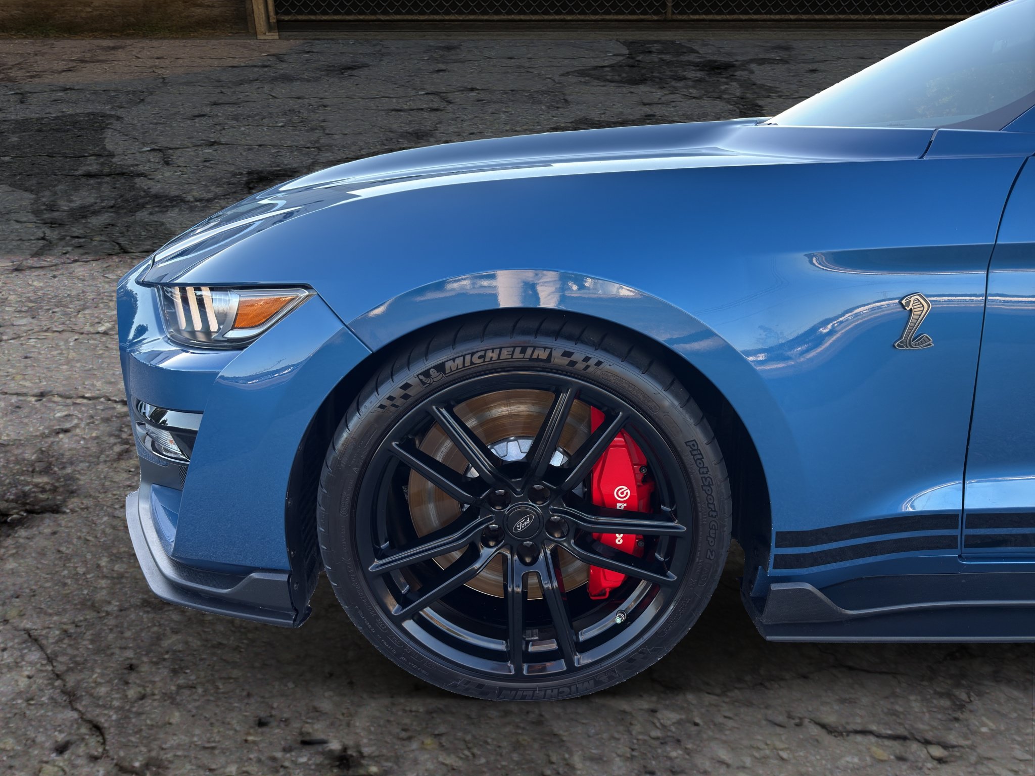 Used 2020 Ford Mustang Shelby GT500 w/ Technology Package RWD image 14