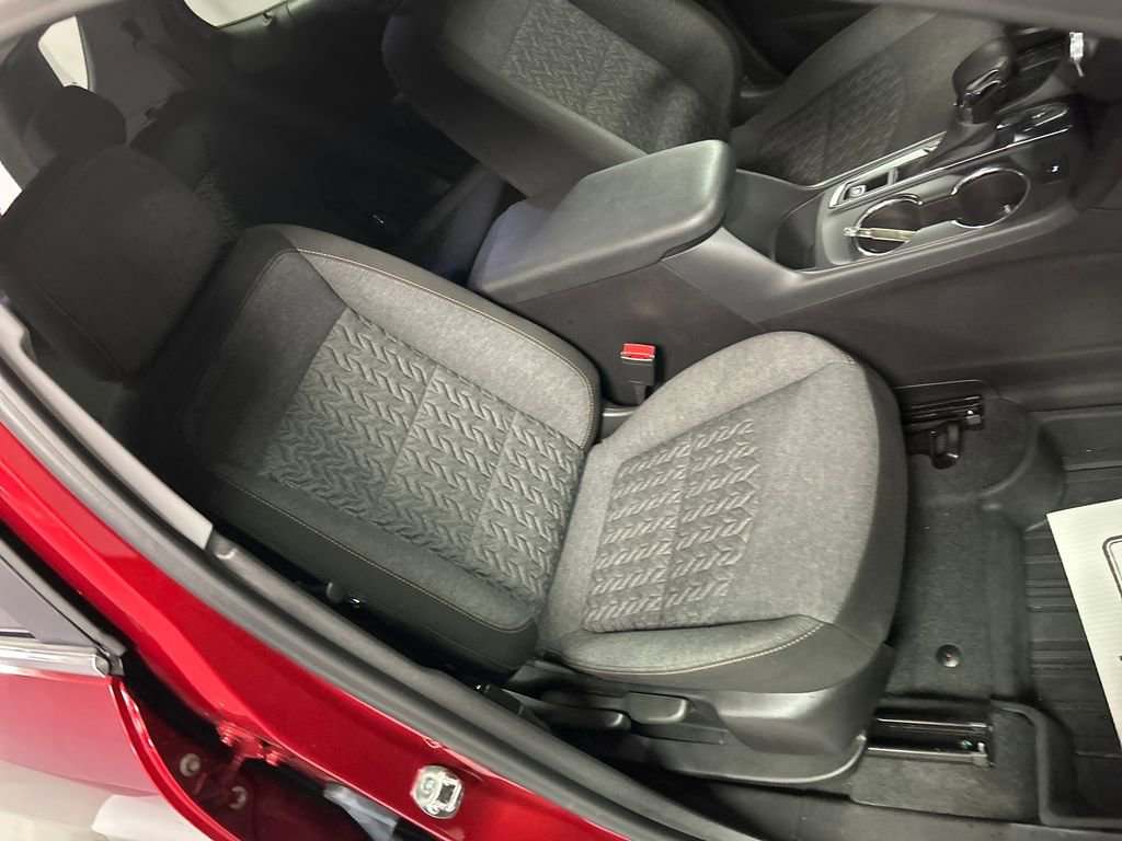 Used 2024 Chevrolet Equinox LT w/ LPO, Floor Liner Package image 25