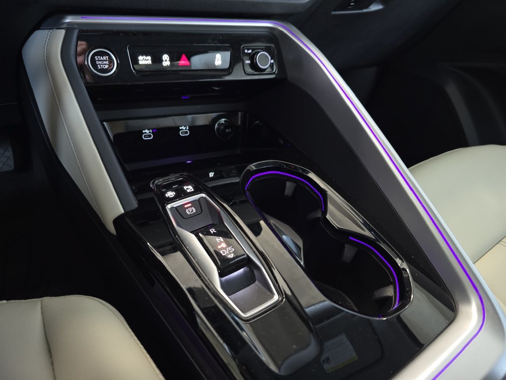 Certified 2025 Audi Q5 Premium AWD/4WD image 24