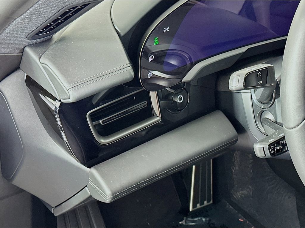 New 2025 Porsche Taycan 4S image 11