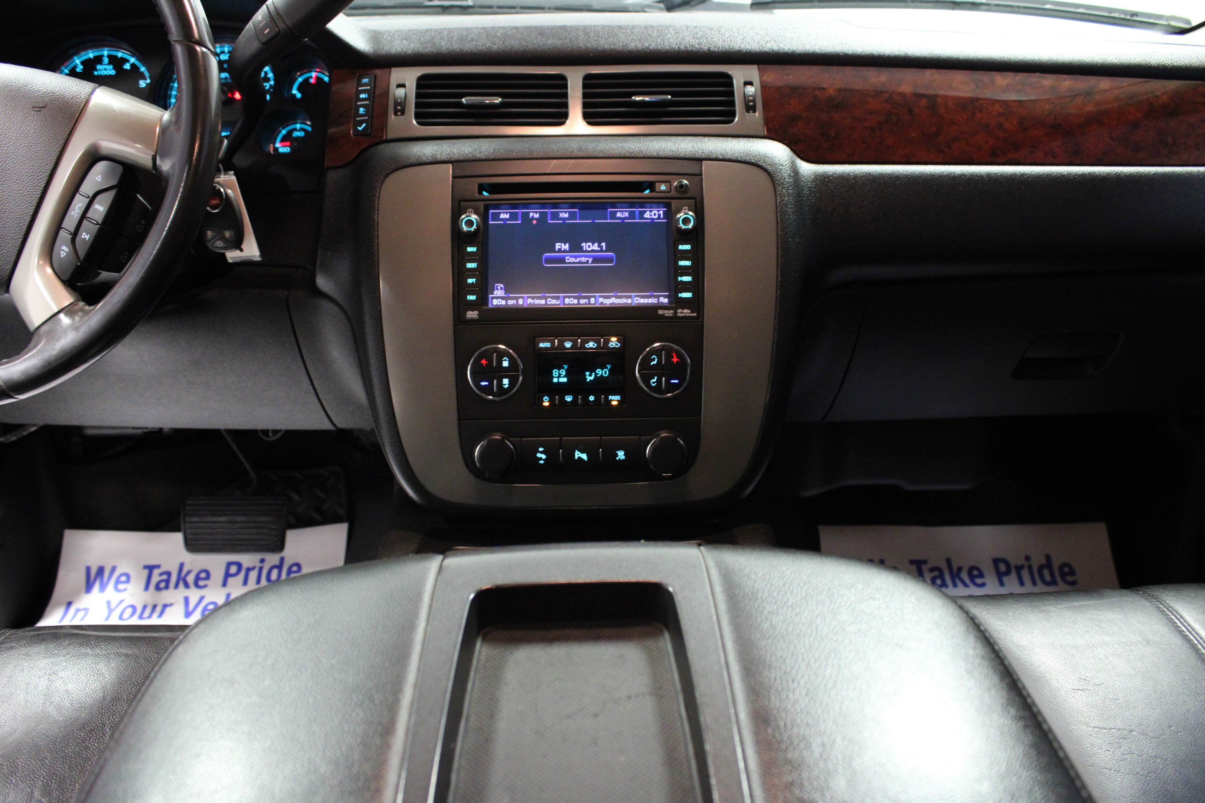 Used 2011 GMC Sierra 2500 SLT w/ Entertainment Package image 19