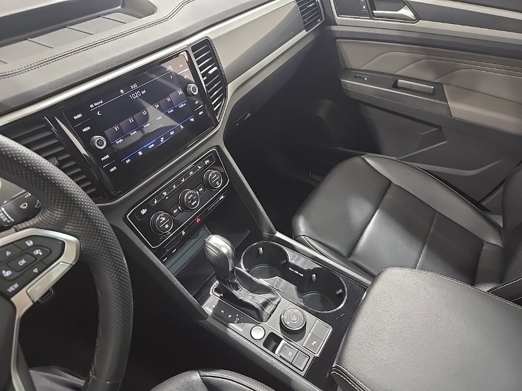 Used 2023 Volkswagen Atlas SEL R-Line image 7