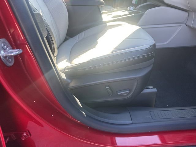 New 2026 Ford Escape SE w/ PHEV Premium Package image 33