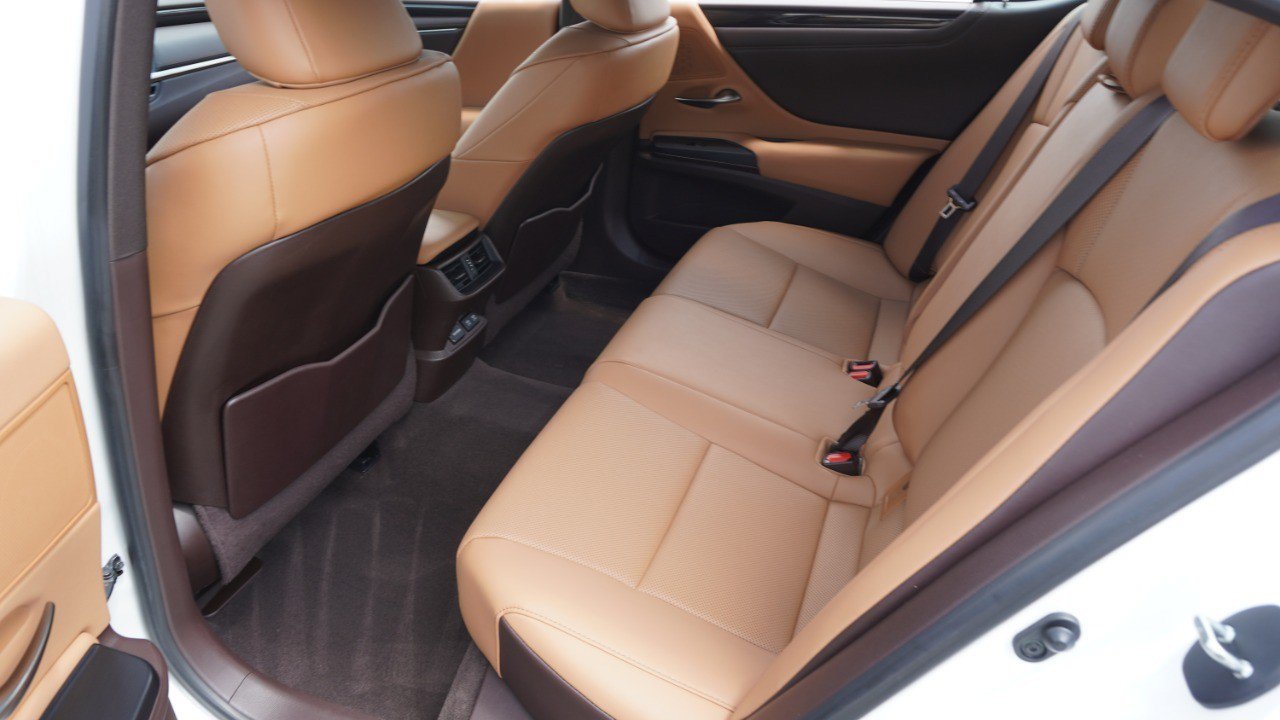 Certified 2021 Lexus ES 350 w/ Premium Package FWD image 30