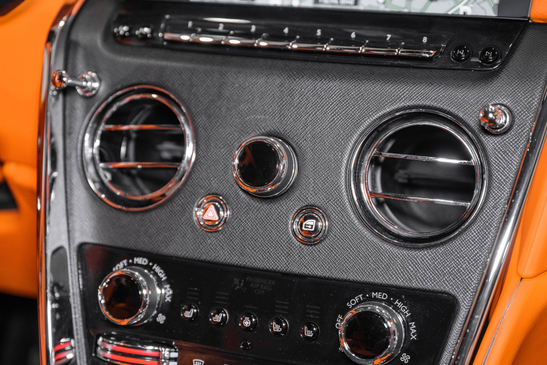 Used 2020 Rolls-Royce Cullinan image 41