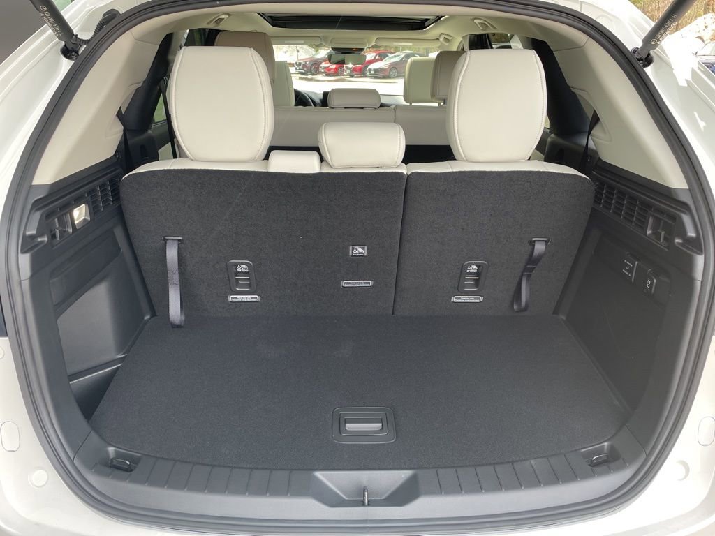 New 2026 MAZDA CX-90 3.3 Turbo w/ Premium Plus Pkg image 10