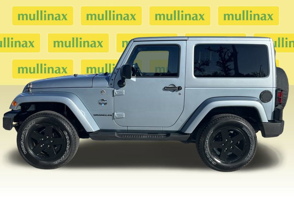 Used 2012 Jeep Wrangler Sahara image 11
