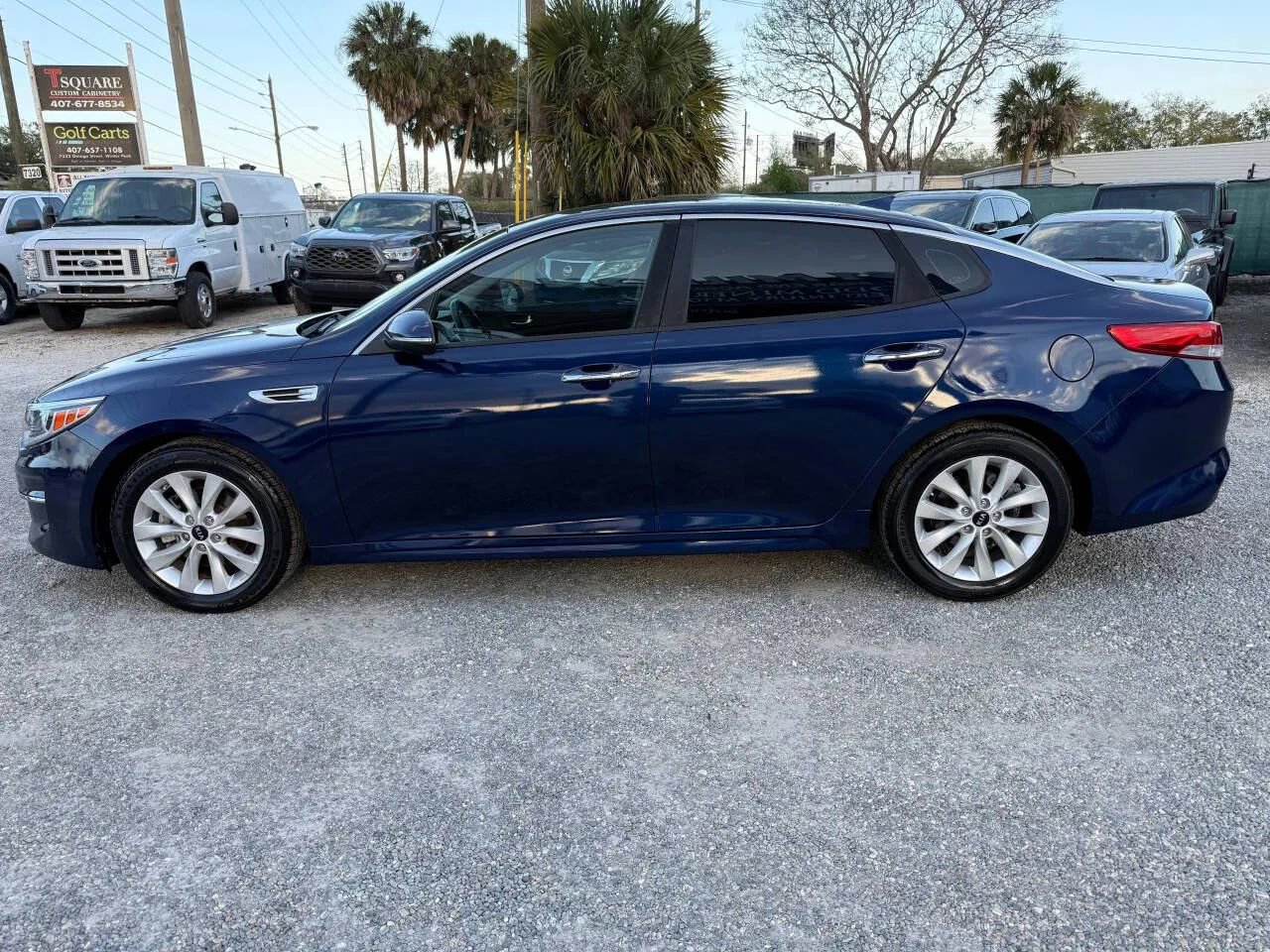 Used 2016 Kia Optima EX image 2