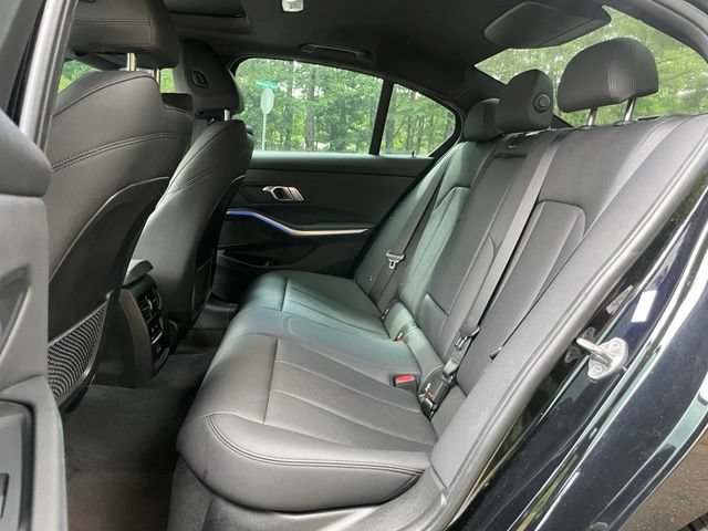 Used 2021 BMW 330i Sedan w/ Premium Package RWD image 15