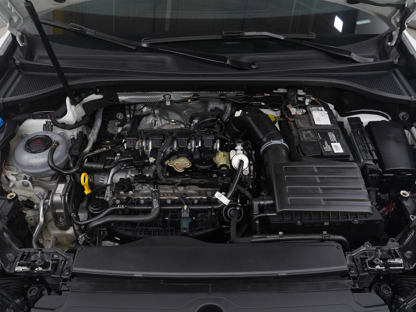 Used 2025 Audi Q3 2.0T Premium image 29