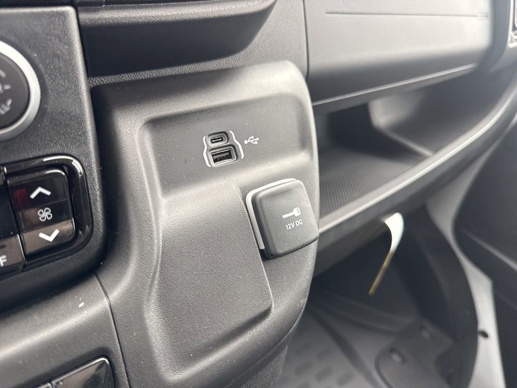 Used 2024 RAM ProMaster 2500 image 41