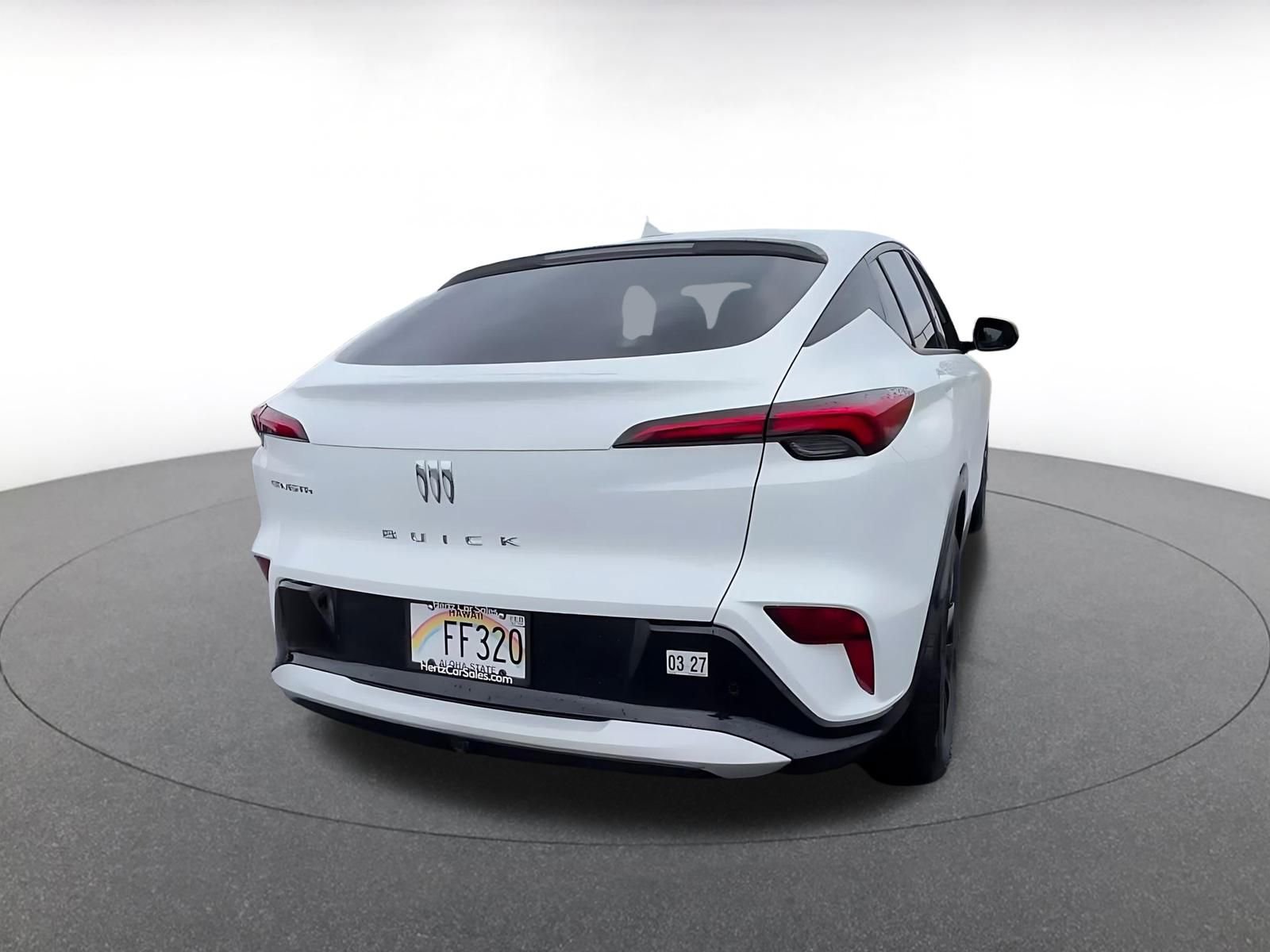 Used 2025 Buick Envista Sport Touring image 14