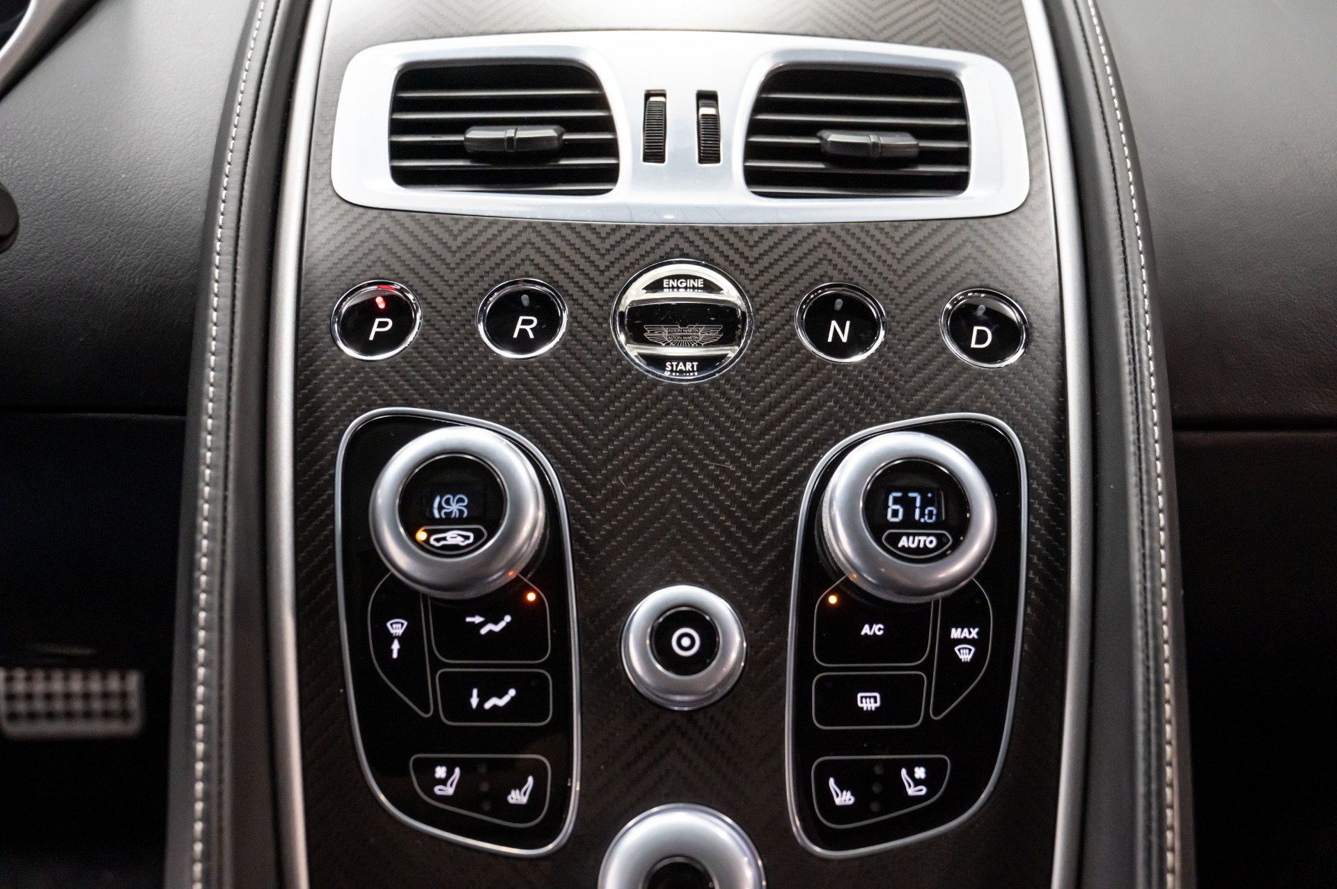 Used 2014 Aston Martin Vanquish Coupe RWD image 32