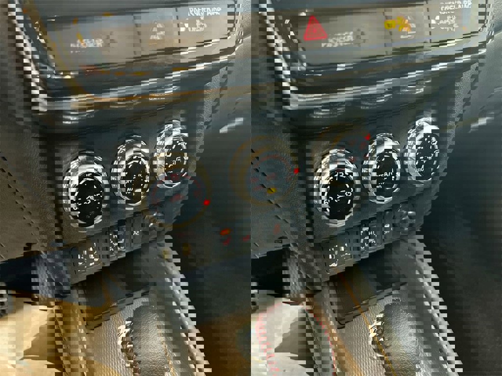 New 2025 Mitsubishi Outlander Sport LE image 18