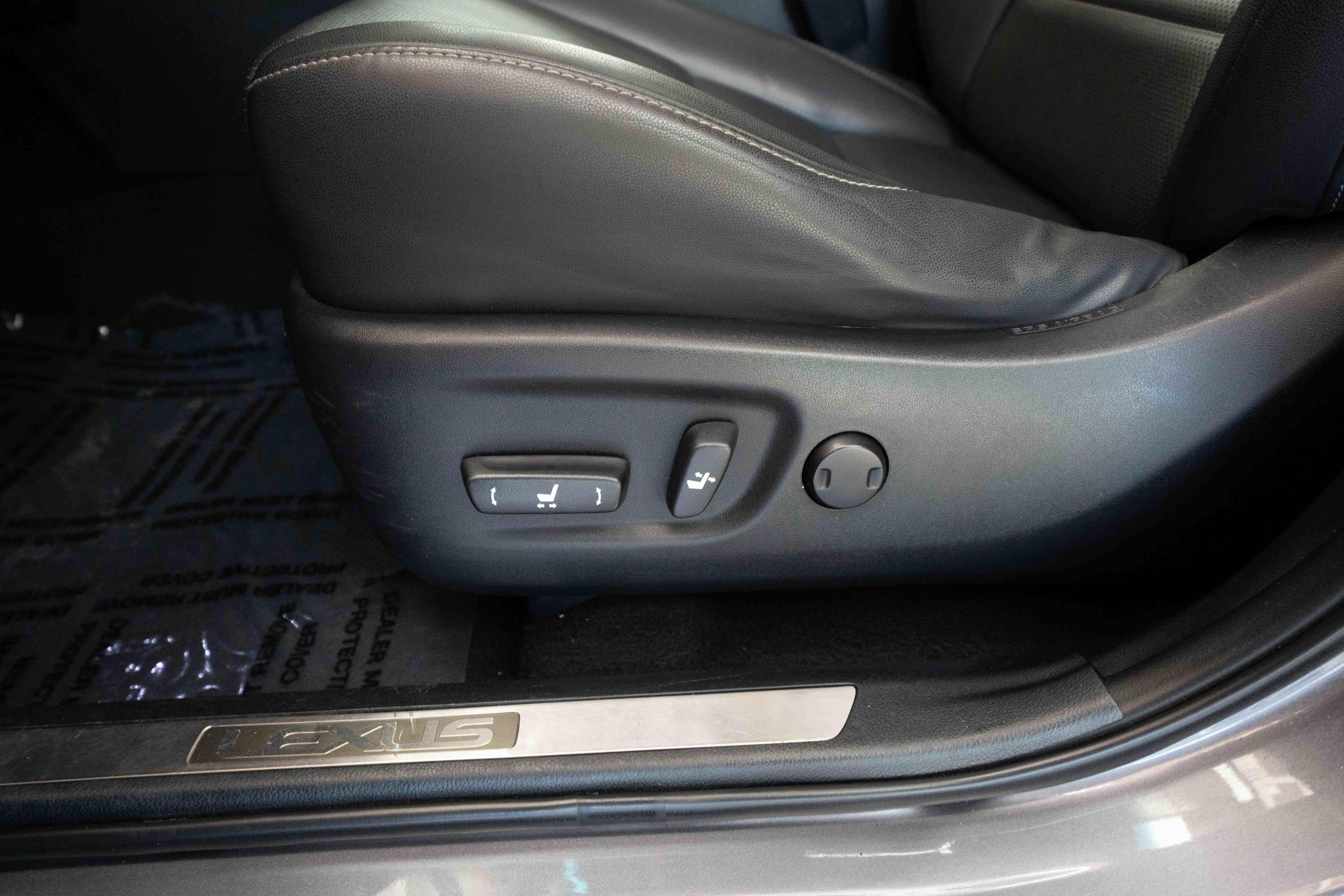 Used 2015 Lexus NX 200t AWD w/ Premium Package image 12