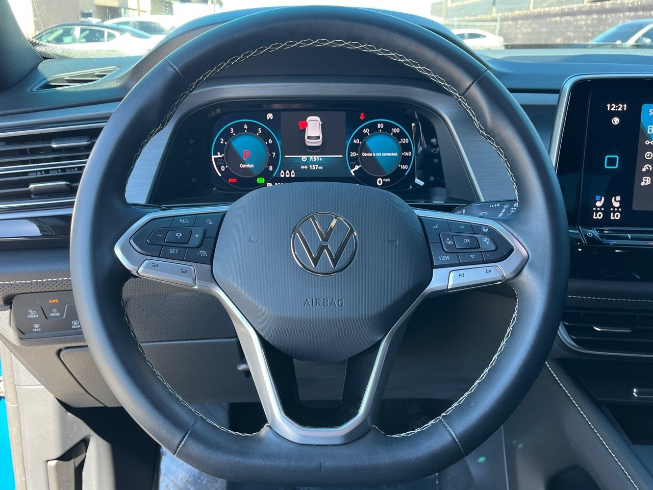 Used 2025 Volkswagen Atlas Cross Sport SE FWD image 18