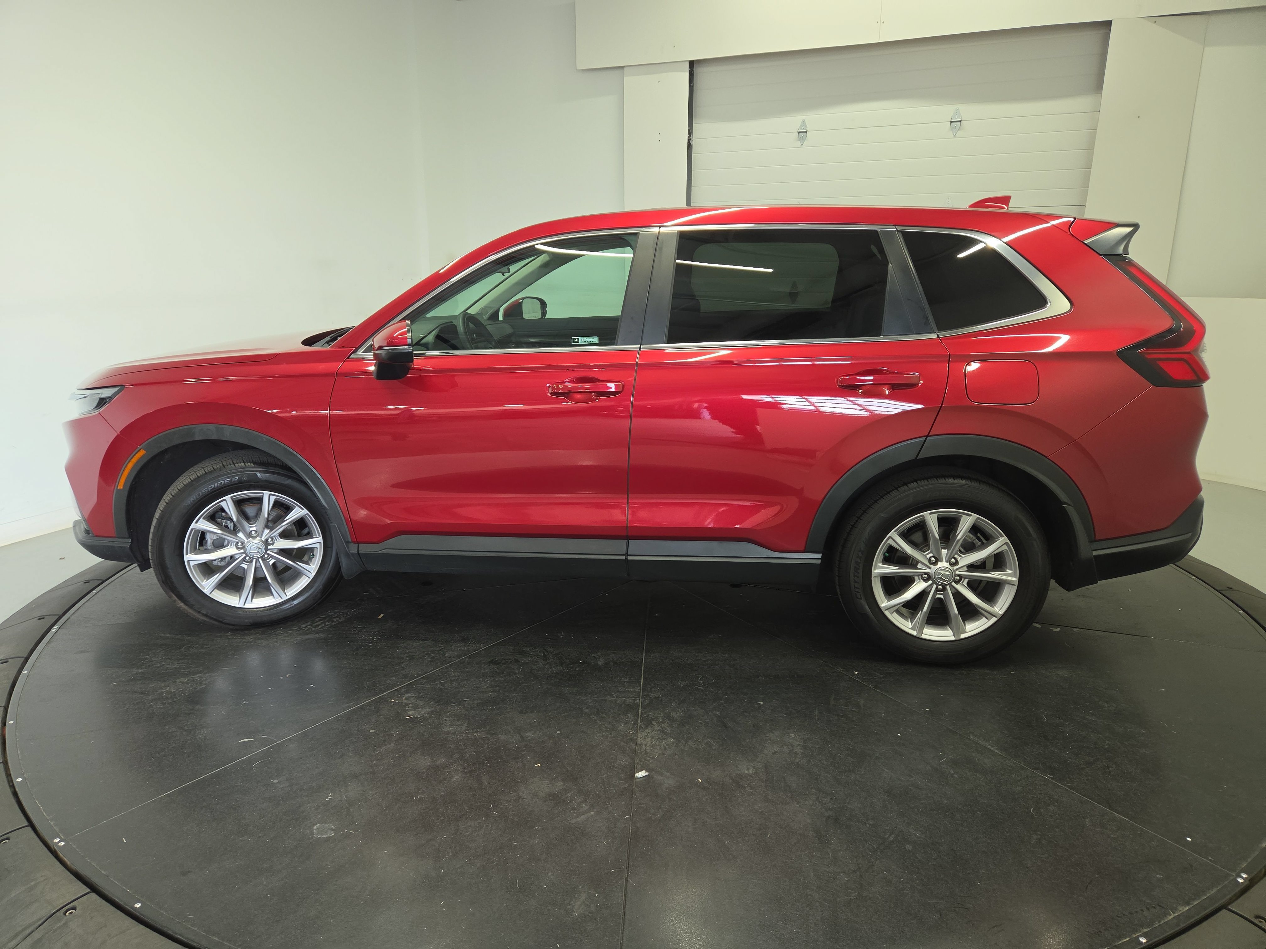 Used 2024 Honda CR-V EX image 5