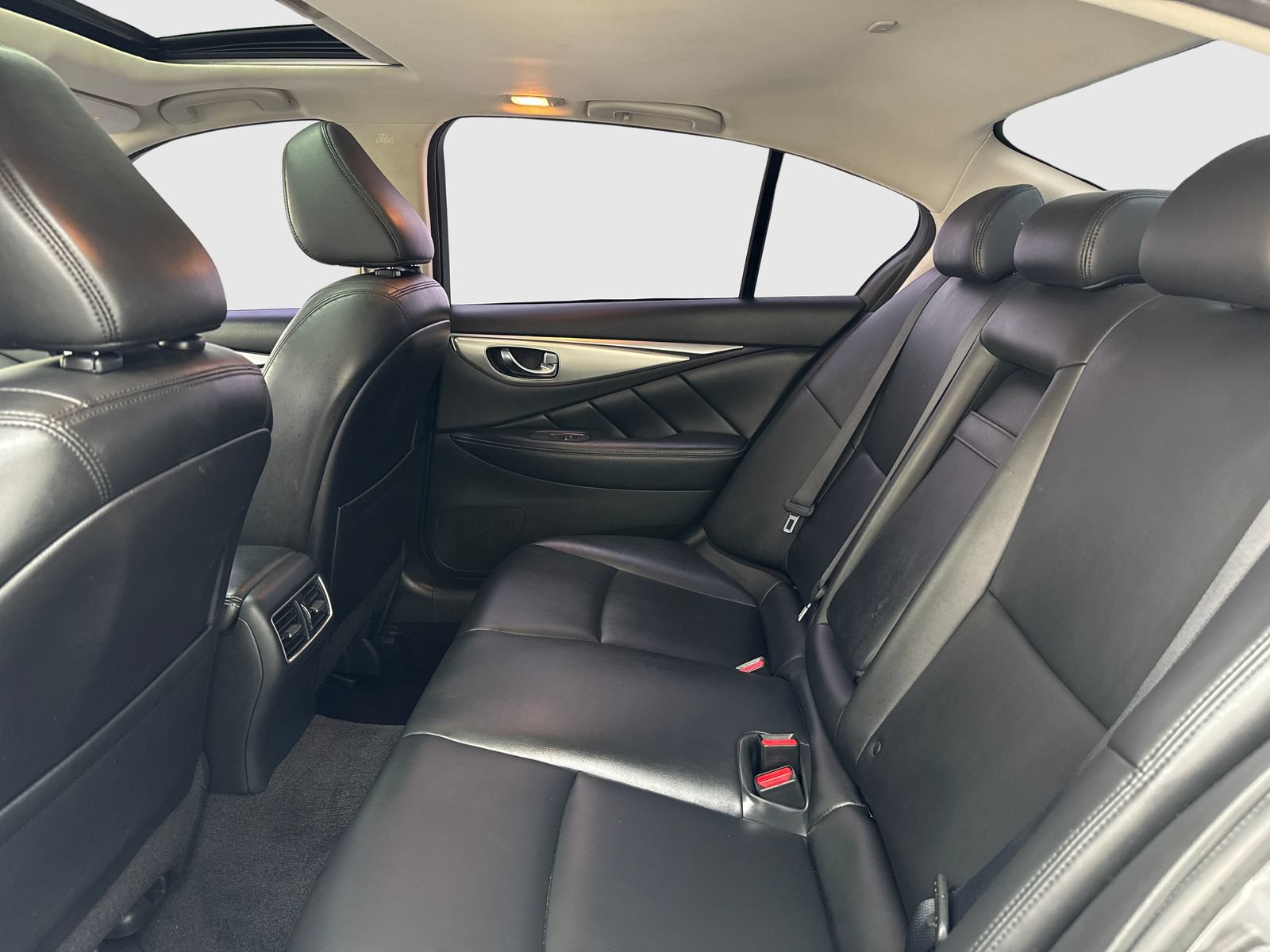 Used 2020 INFINITI Q50 Luxe AWD/4WD image 36