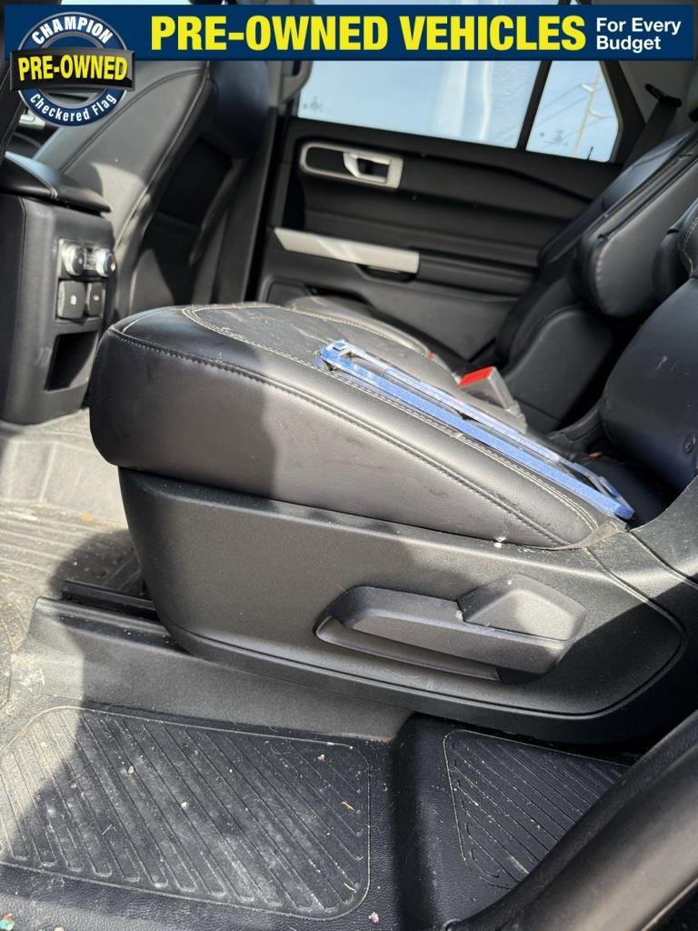 Used 2021 Ford Explorer XLT w/ Equipment Group 202A image 21