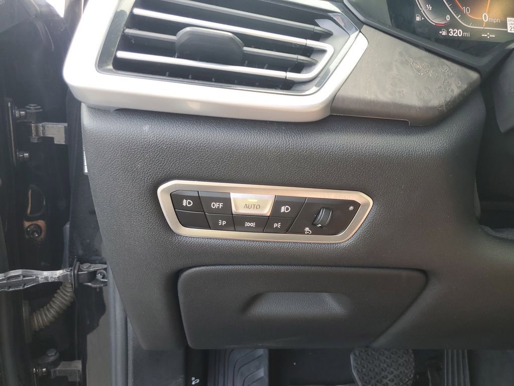 Used 2019 BMW X5 xDrive40i w/ Premium Package 2 image 23