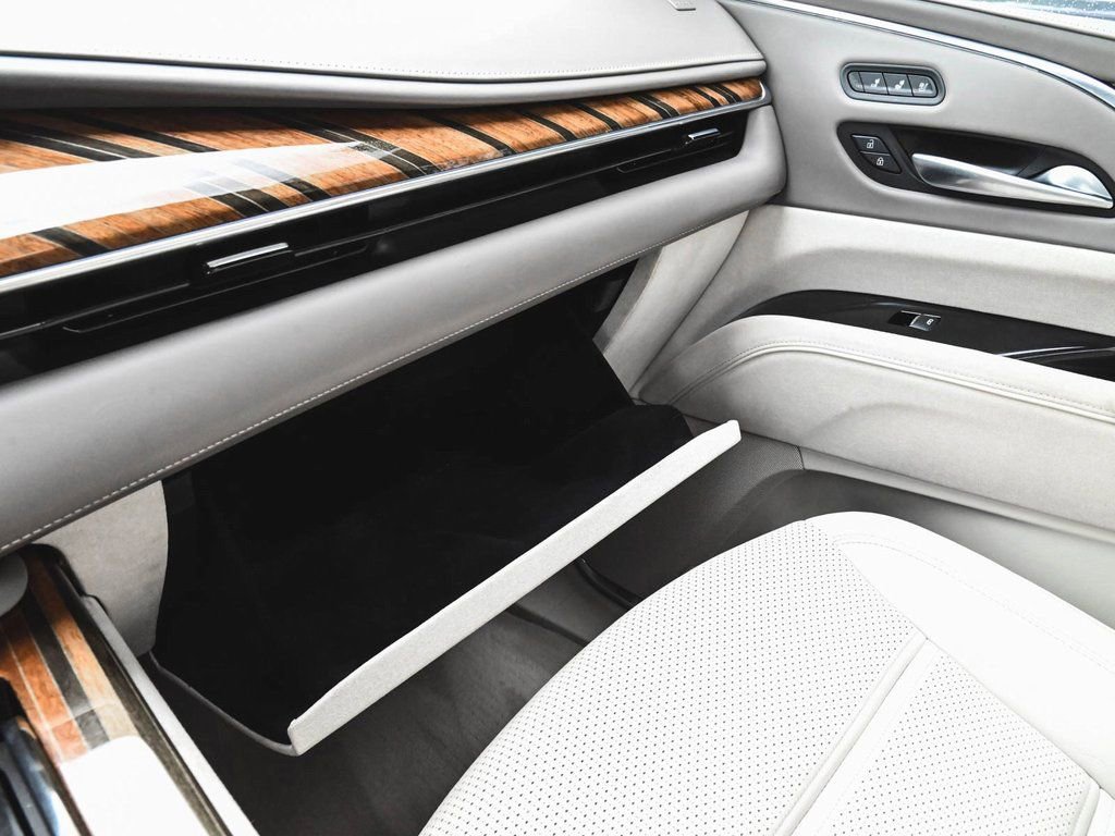 Used 2022 Cadillac Escalade Sport Platinum image 16