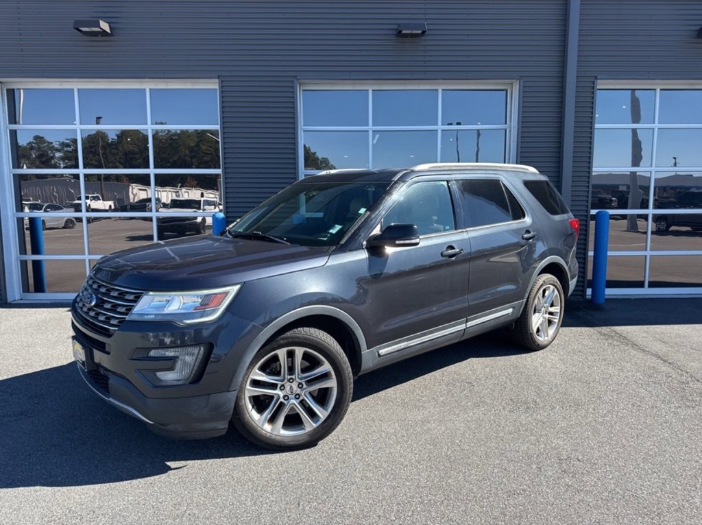 Used 2017 Ford Explorer XLT w/ Equipment Group 202A