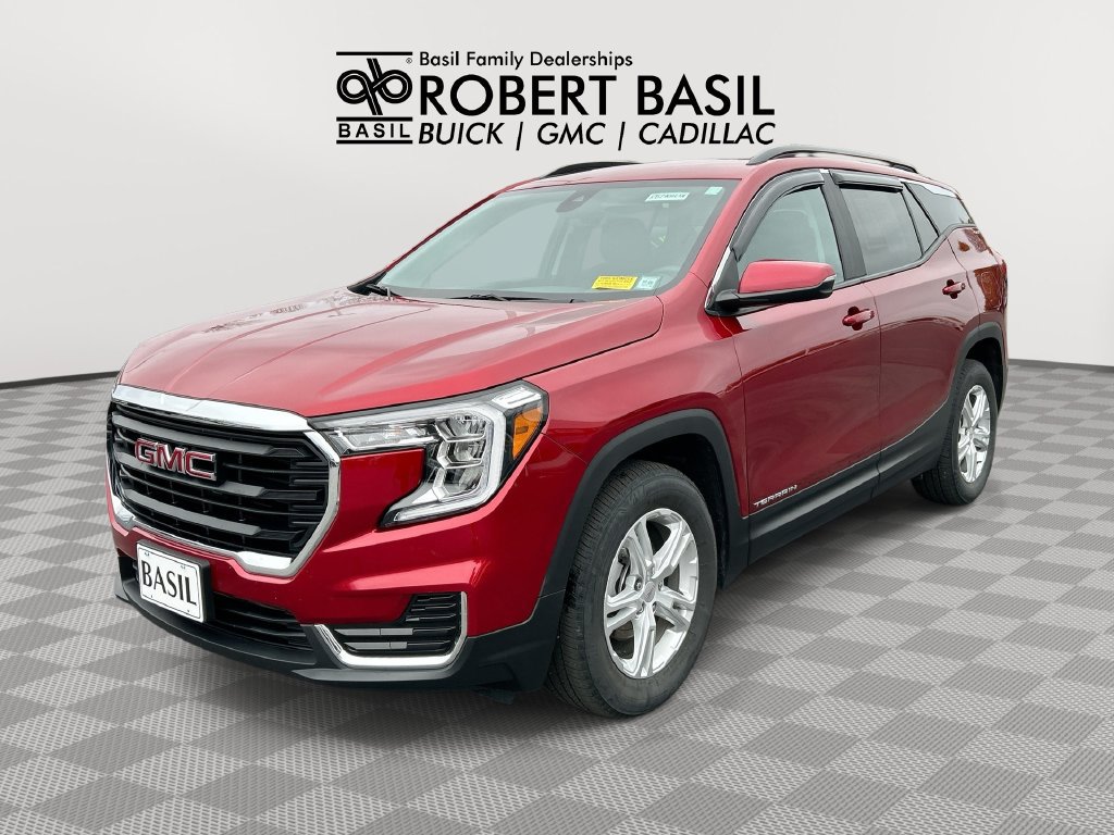 Used 2024 GMC Terrain SLE w/ Driver Convenience Package