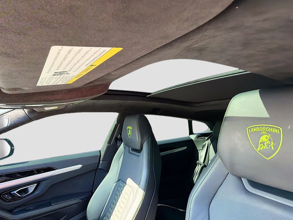 Used 2022 Lamborghini Urus image 33