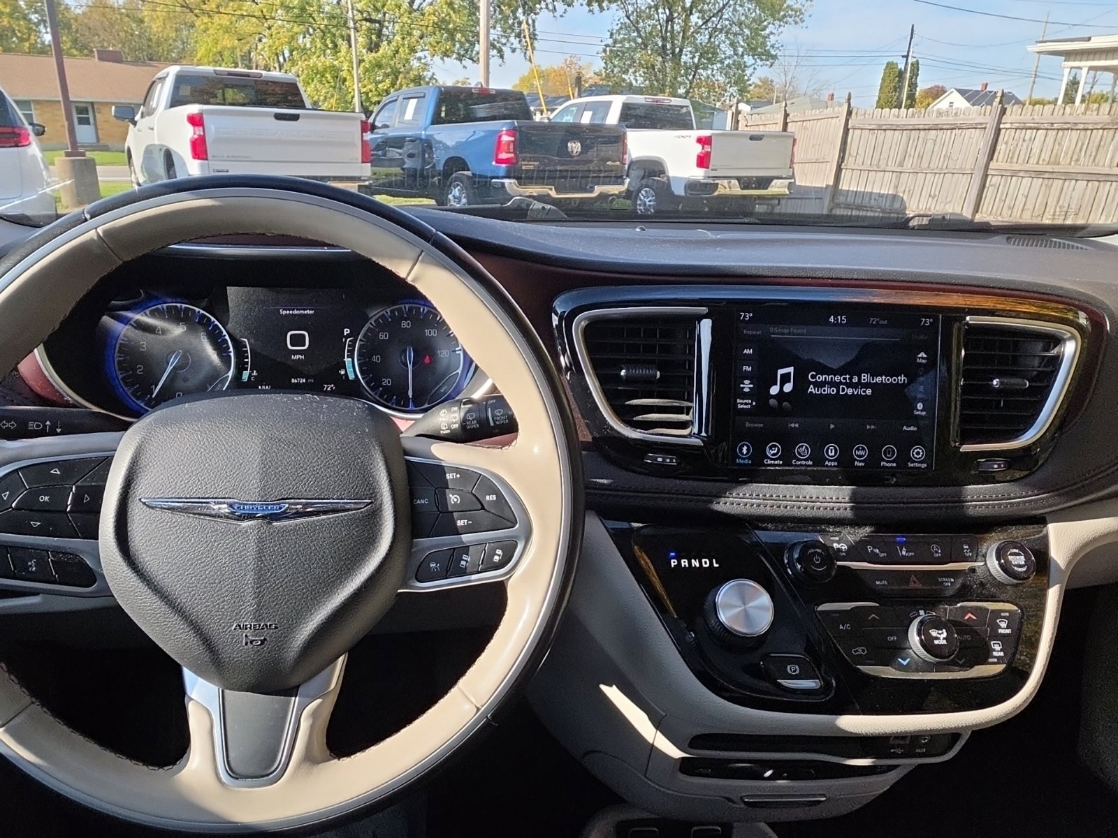 Used 2019 Chrysler Pacifica Limited w/ Advanced Safetytec Group FWD image 10