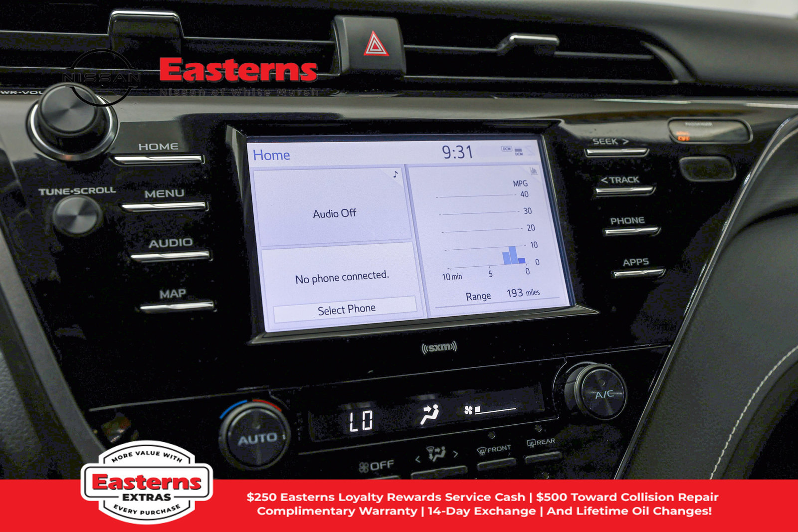 Used 2020 Toyota Camry SE w/ Protection Package (Q2) FWD image 18