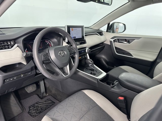 Used 2023 Toyota RAV4 XLE image 12
