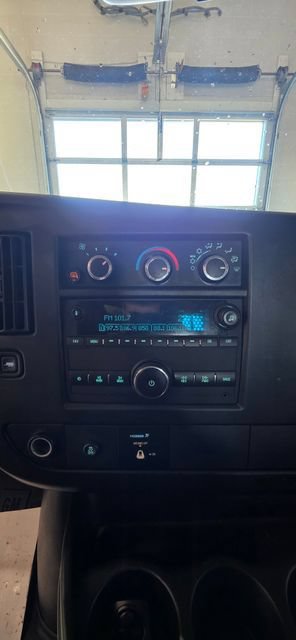 Used 2021 Chevrolet Express 2500 w/ Driver Convenience Package RWD image 17