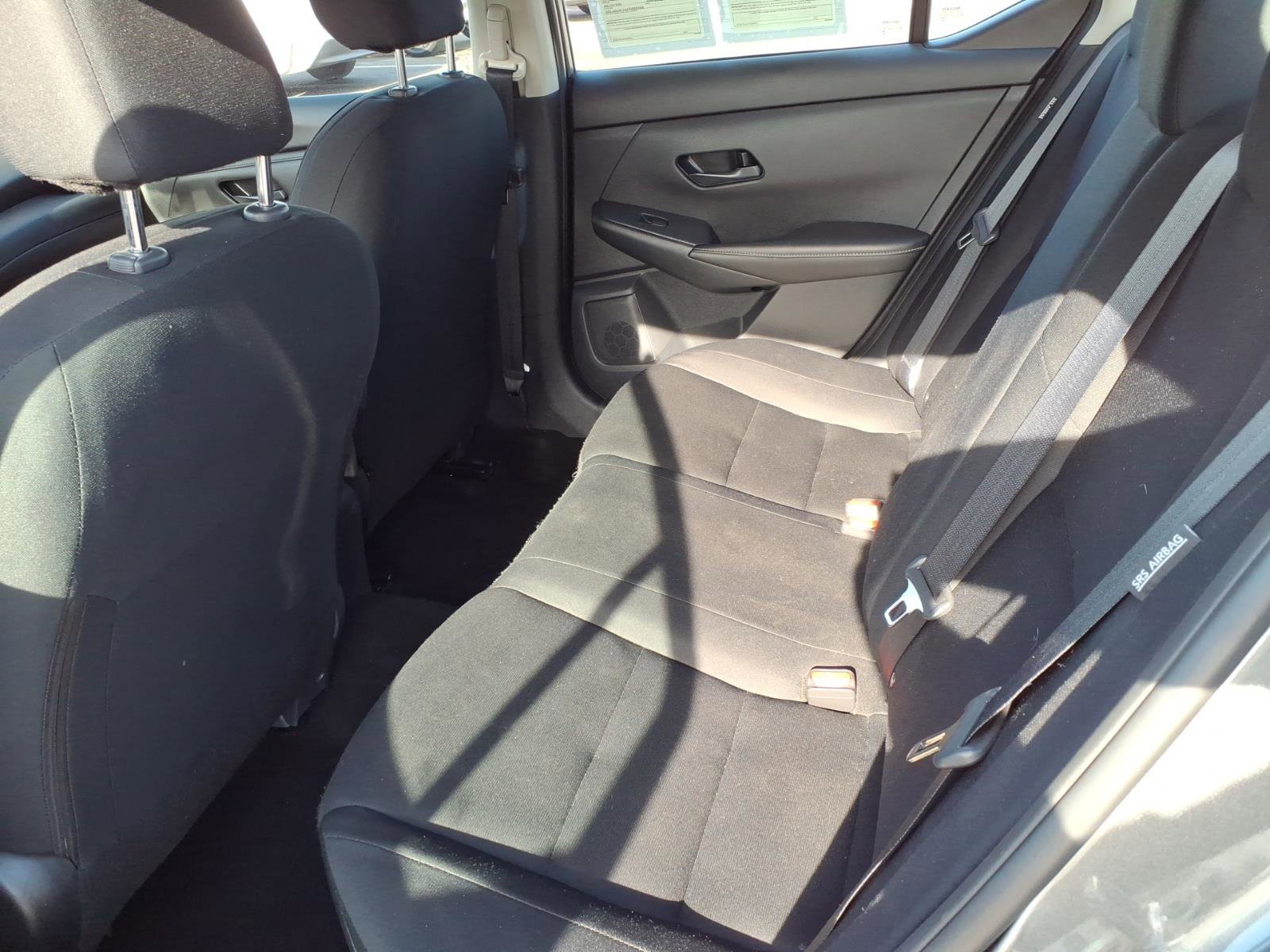 Certified 2025 Nissan Sentra S FWD image 9