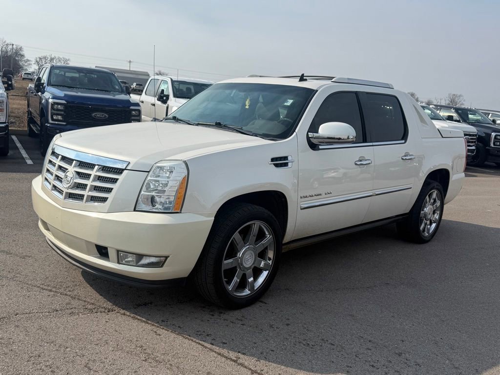 Used 2010 Cadillac Escalade EXT Premium image 23