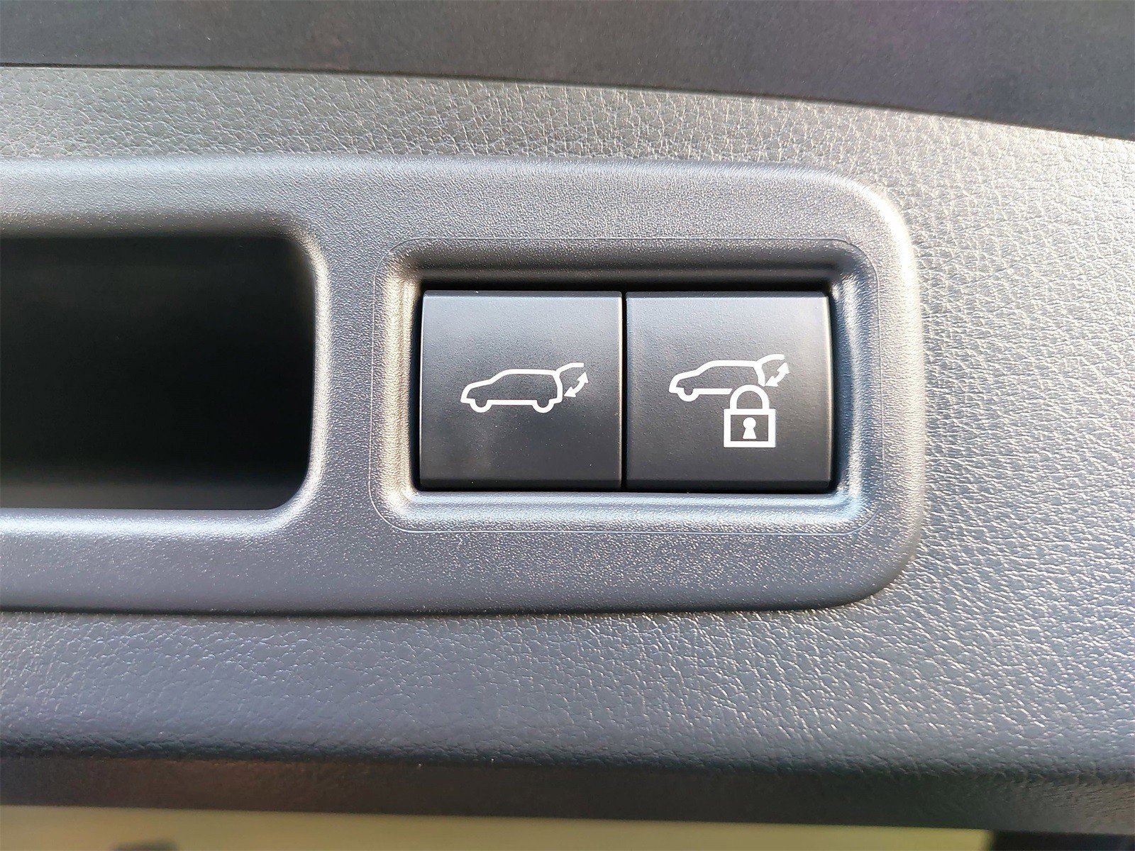 Used 2024 Lexus RX 350h image 13