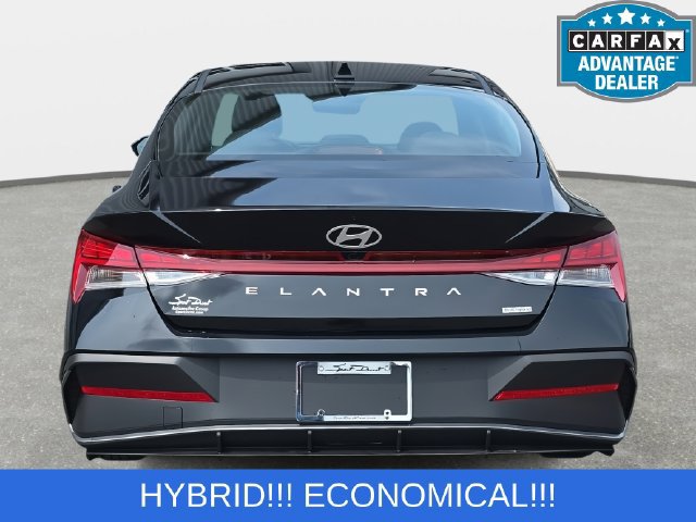 Used 2026 Hyundai Elantra Hybrid FWD image 6