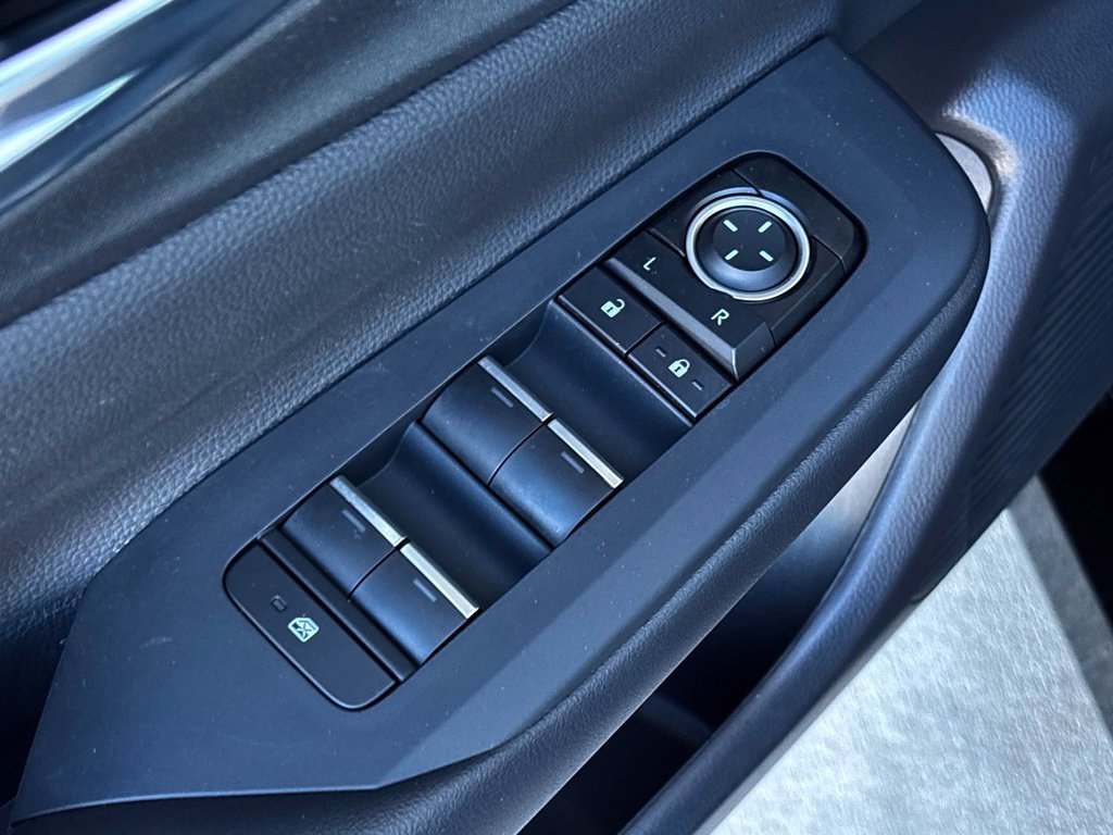 Used 2024 Toyota Prius Prime FWD image 14