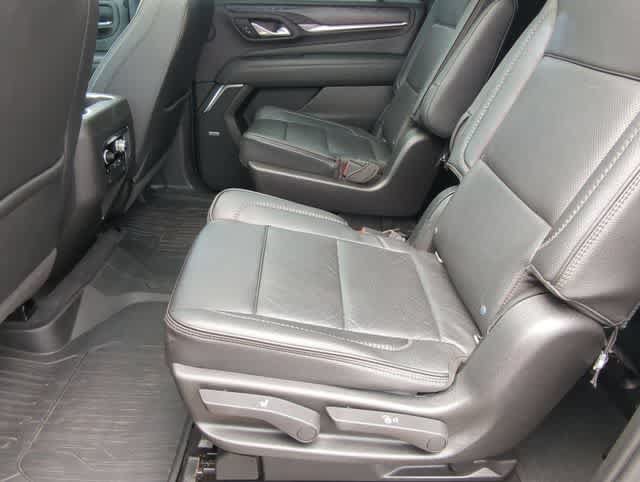 Used 2021 GMC Yukon XL Denali w/ Denali Premium Package AWD/4WD image 20