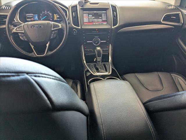 Used 2015 Ford Edge Titanium image 14