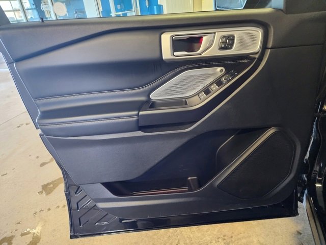 Used 2020 Ford Explorer ST w/ ST Street Pack image 10