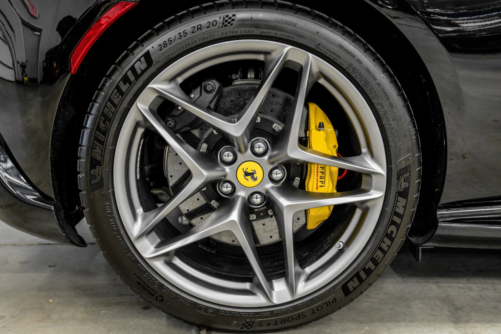 Used 2024 Ferrari Roma image 34